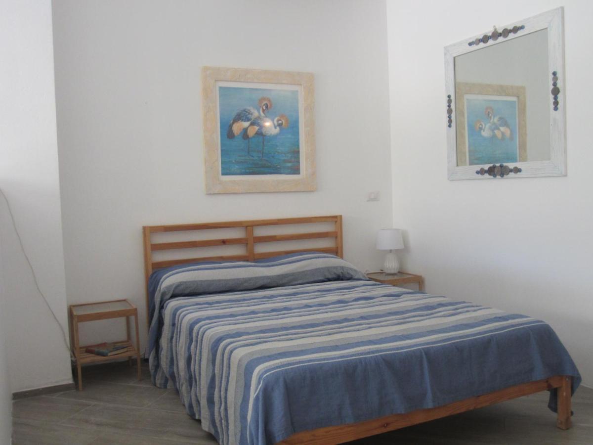 Apartamento Monolocale San Pantaleo Exterior foto