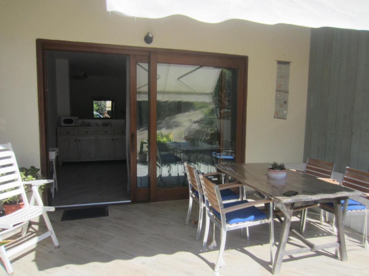 Apartamento Monolocale San Pantaleo Exterior foto