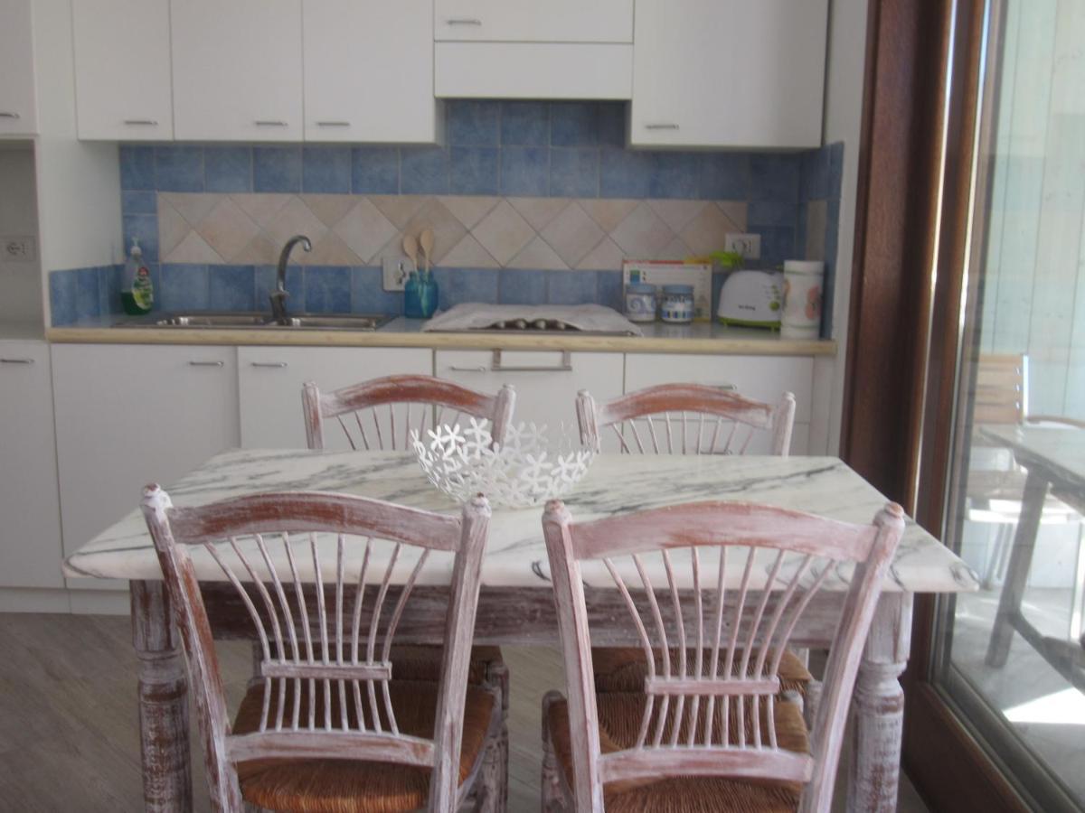 Apartamento Monolocale San Pantaleo Exterior foto